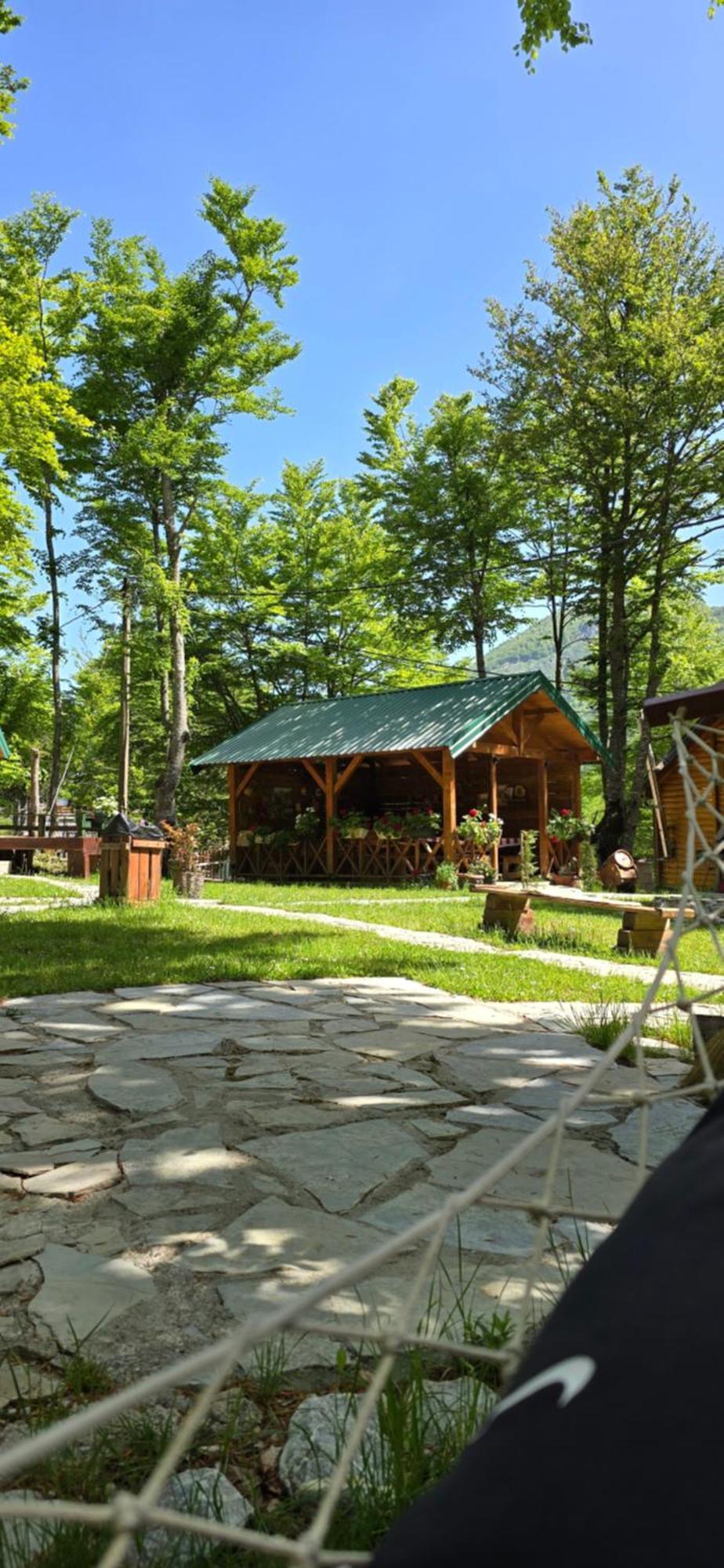 Bungalows Prokletije Gusinje 외부 사진