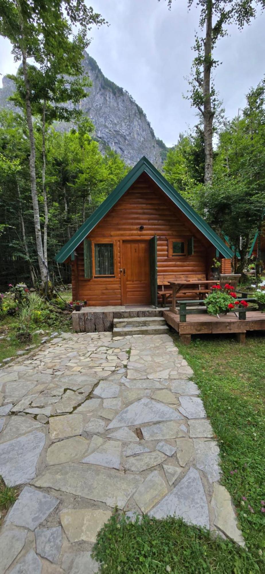 Bungalows Prokletije Gusinje 외부 사진