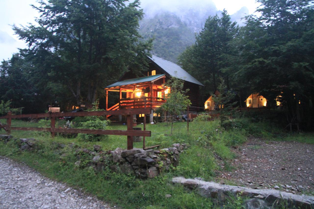 Bungalows Prokletije Gusinje 외부 사진